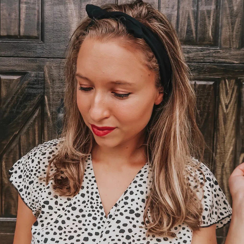 Black Solid Knotted Headband