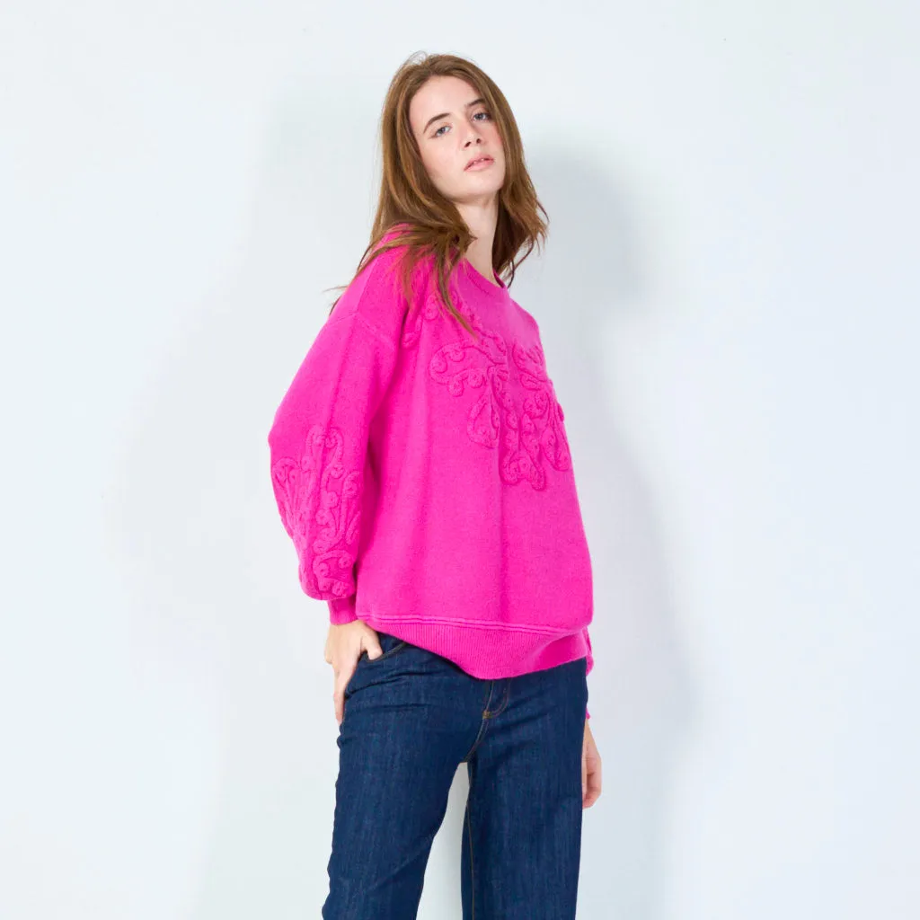 Embroidered crew neck sweater wholesale