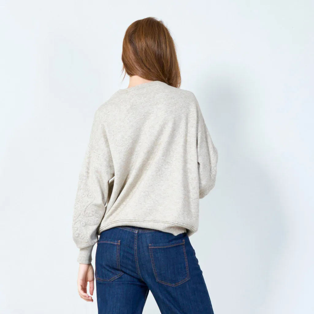 Embroidered crew neck sweater wholesale