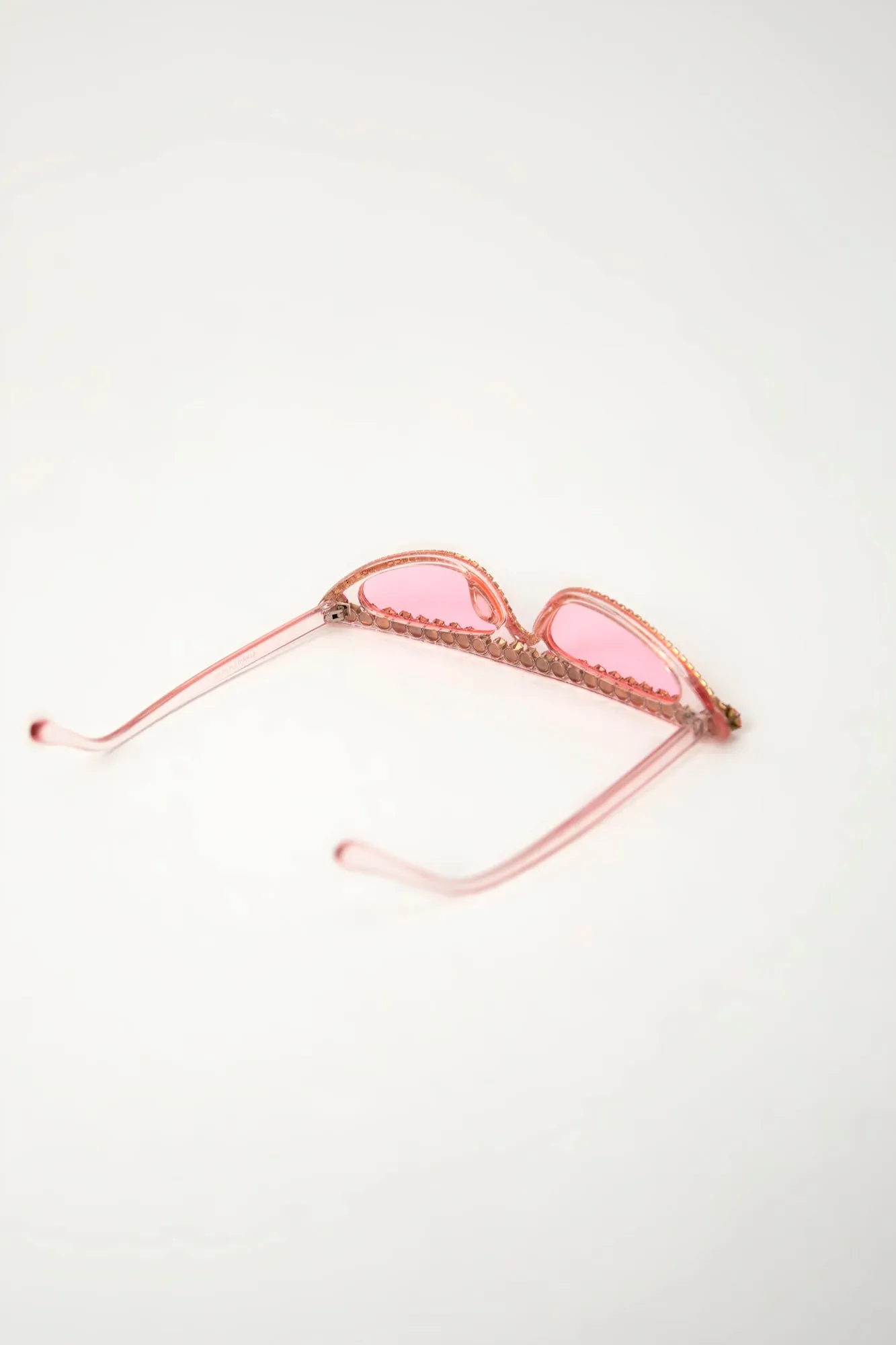 SUNGLASSES (E0031/111/424)